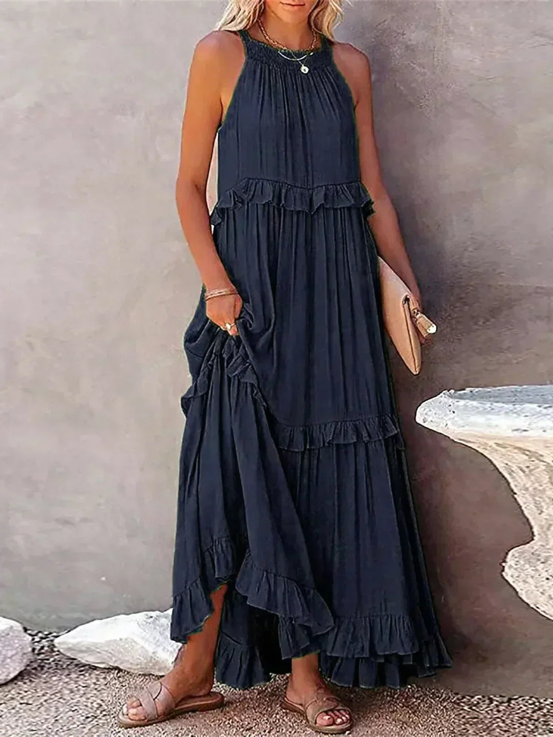 Robyn - Vestido Maxi con Volantes y Cuello Halter