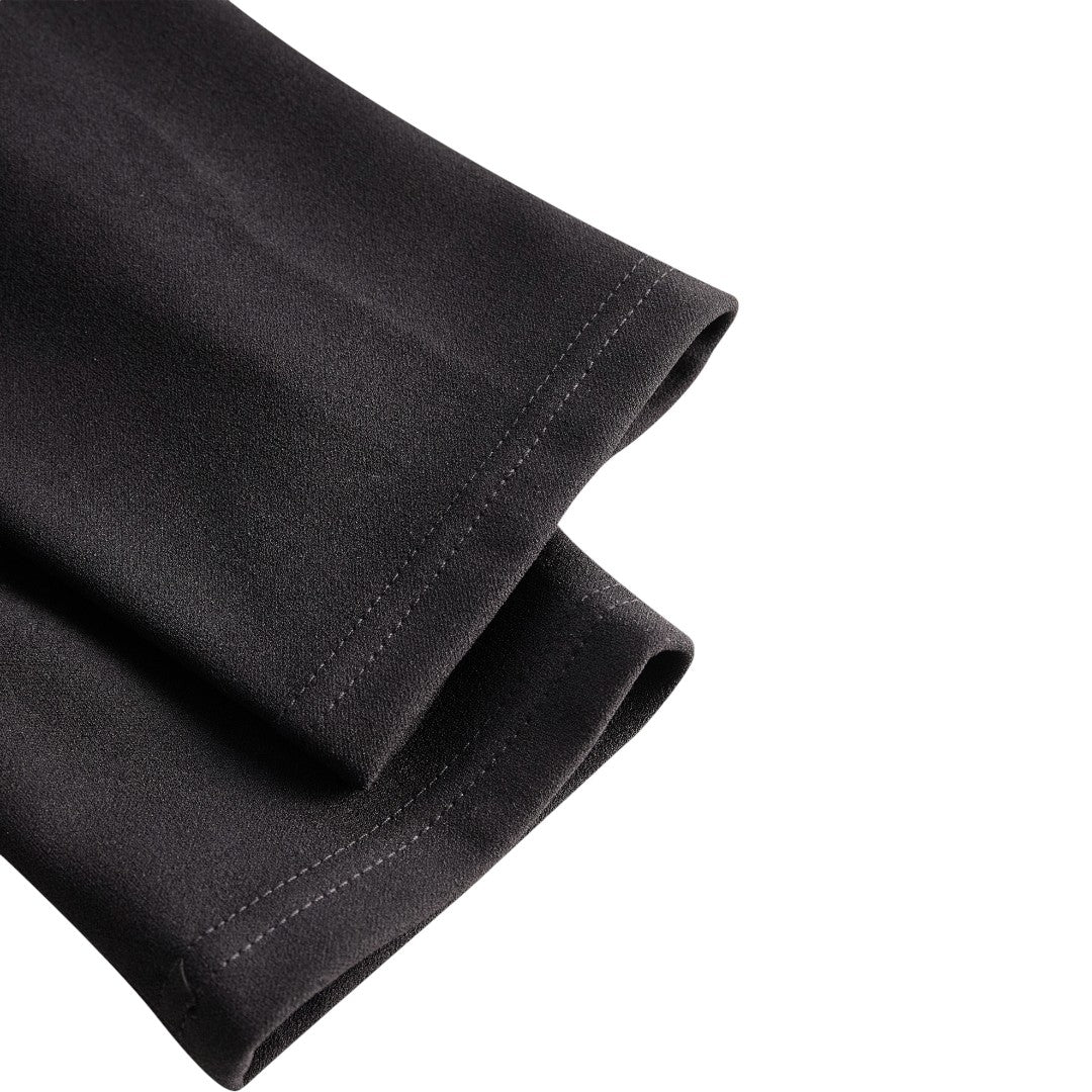 Marina | Vestido negro refinado con cinturón y cuello mandarín