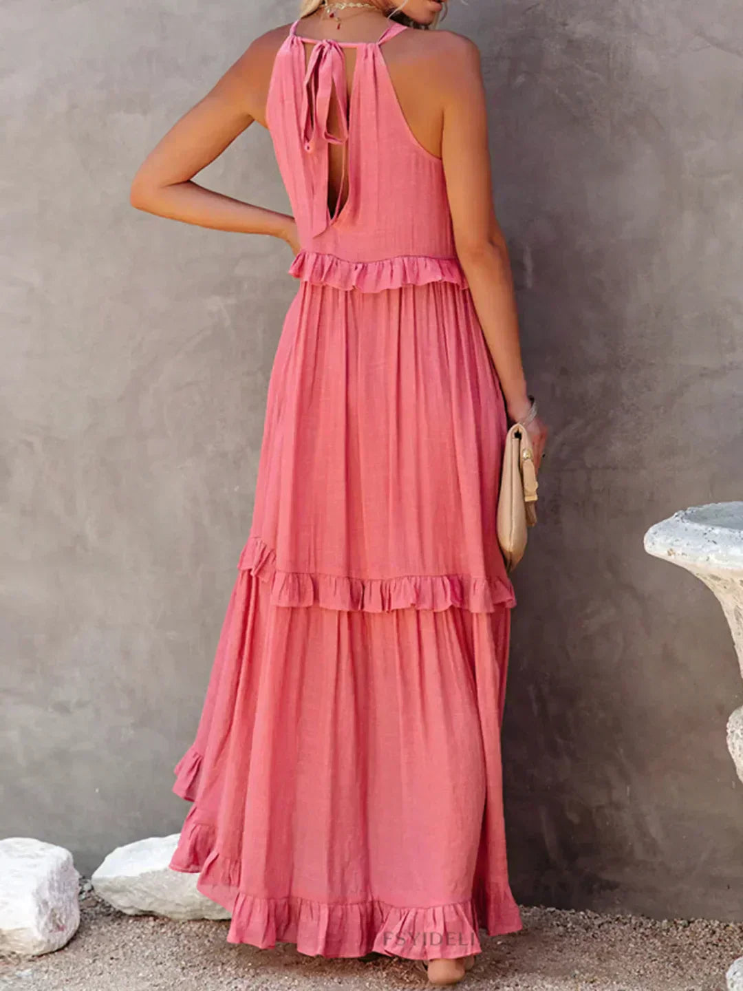 Robyn - Vestido Maxi con Volantes y Cuello Halter