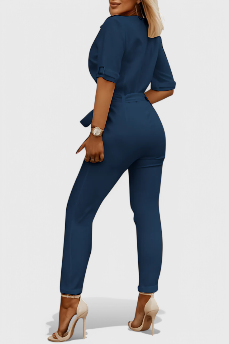 Vivienne Mono con Elegancia Sin Esfuerzo